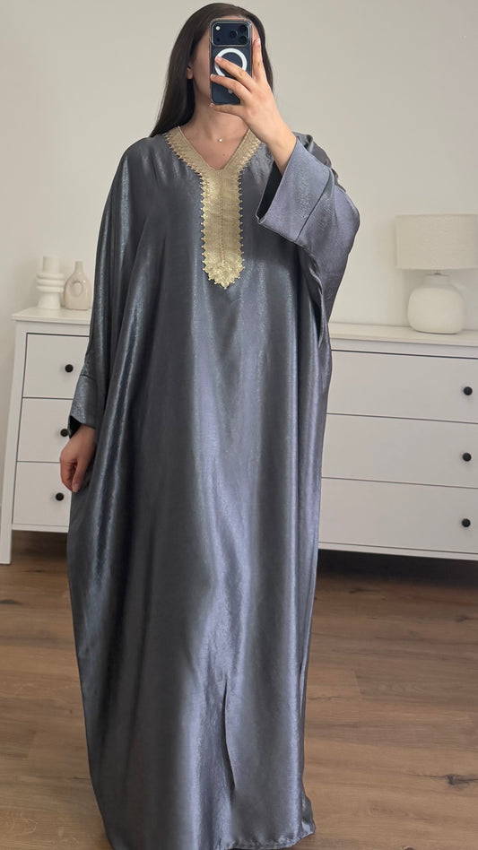 Robe Nour grise